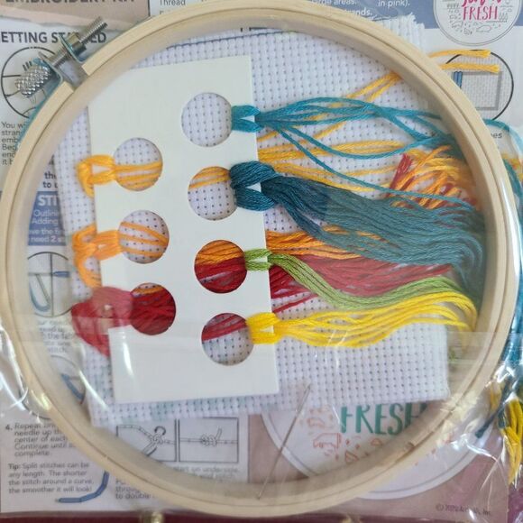 Art Skills Crafter's Closet "Farm Fresh" Rustic Farm Style Embroidery Kit NWT - Picture 12 of 16